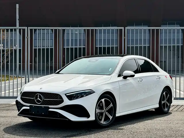 MERCEDES-BENZ A CLASS