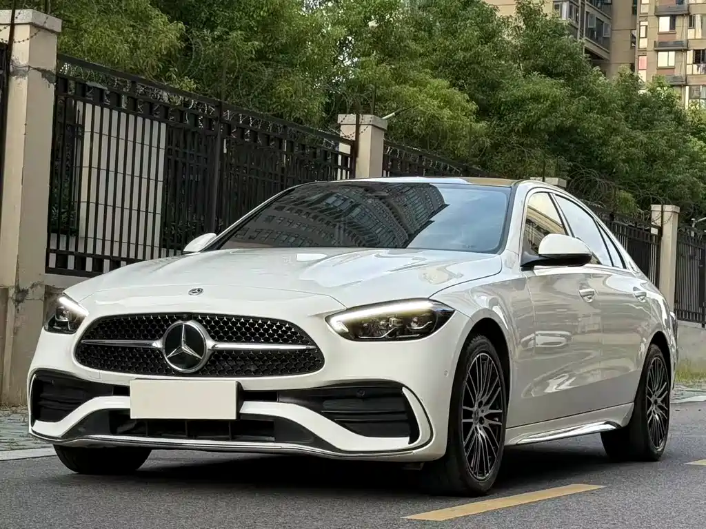 Mercedes-Benz C-Class 2022