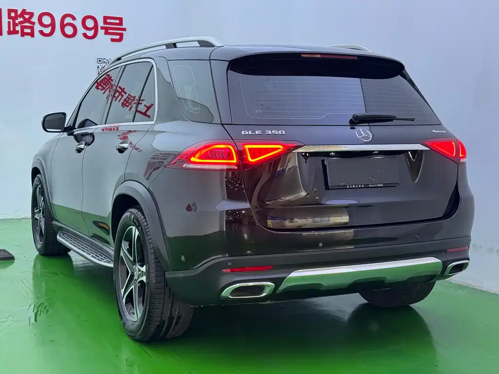 Mercedes-Benz GLE (Import) — миниатюра 30