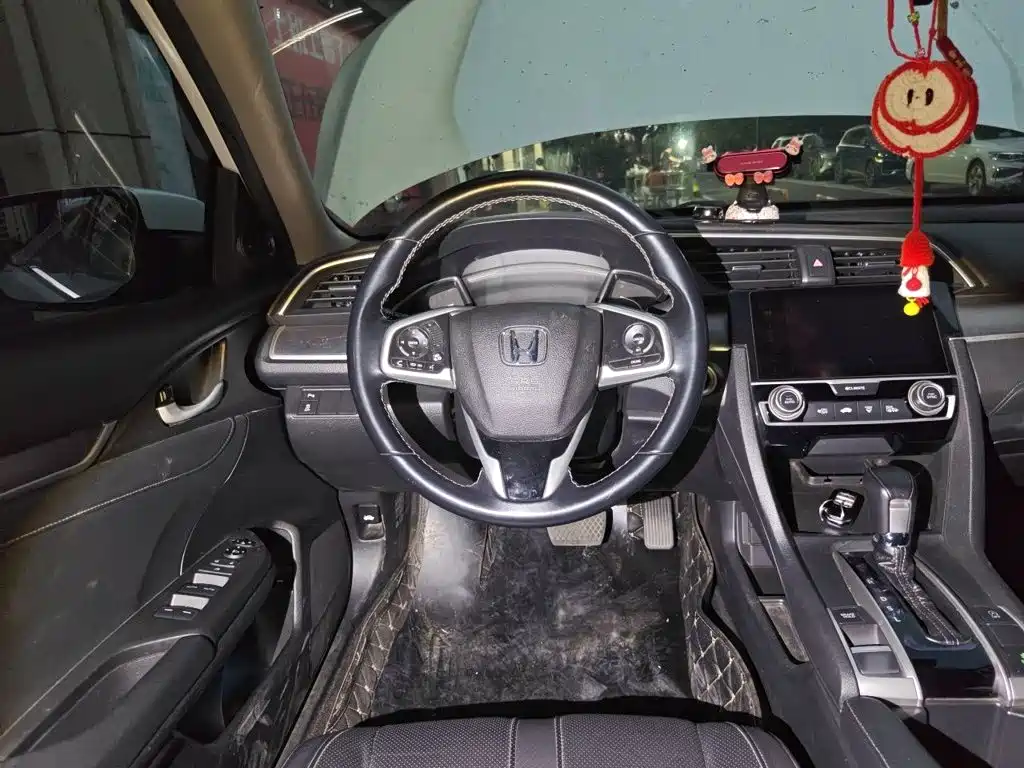 Honda Civic — миниатюра 6