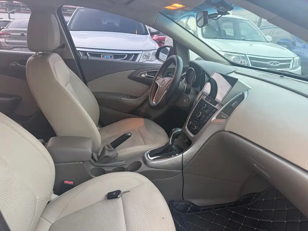 Buick Excelle — миниатюра 4