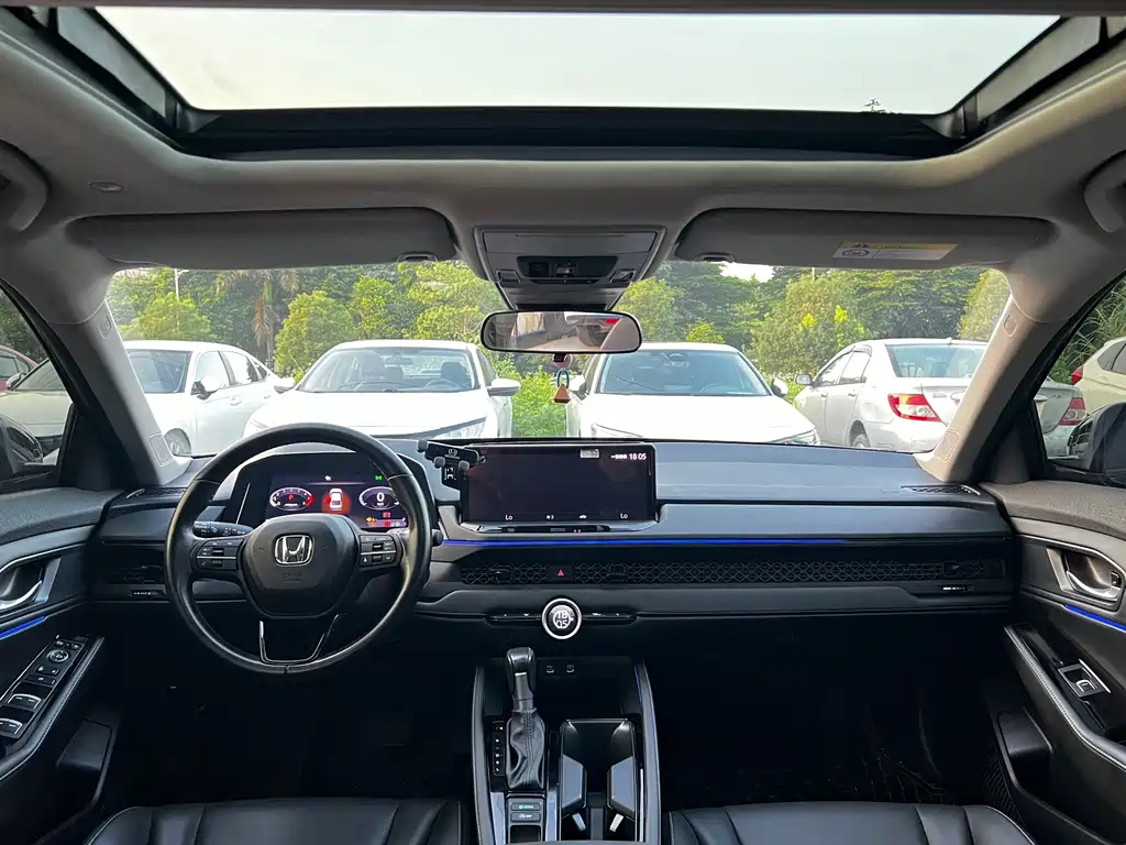 Honda Accord — миниатюра 6