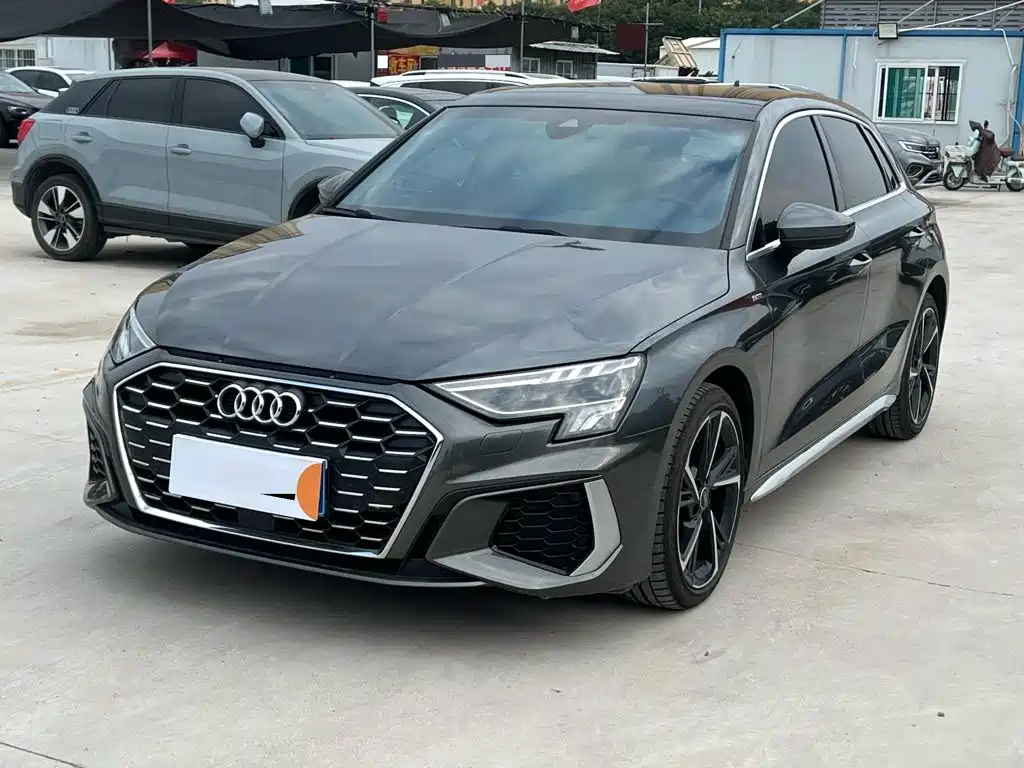 奥迪A3 2023款 改款 Sportback 35 TFSI 时尚运动型 2023