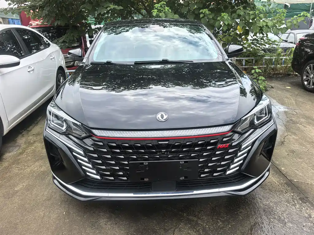 Dongfeng Aeolus Yixuan Max MAX 2021 1.5T