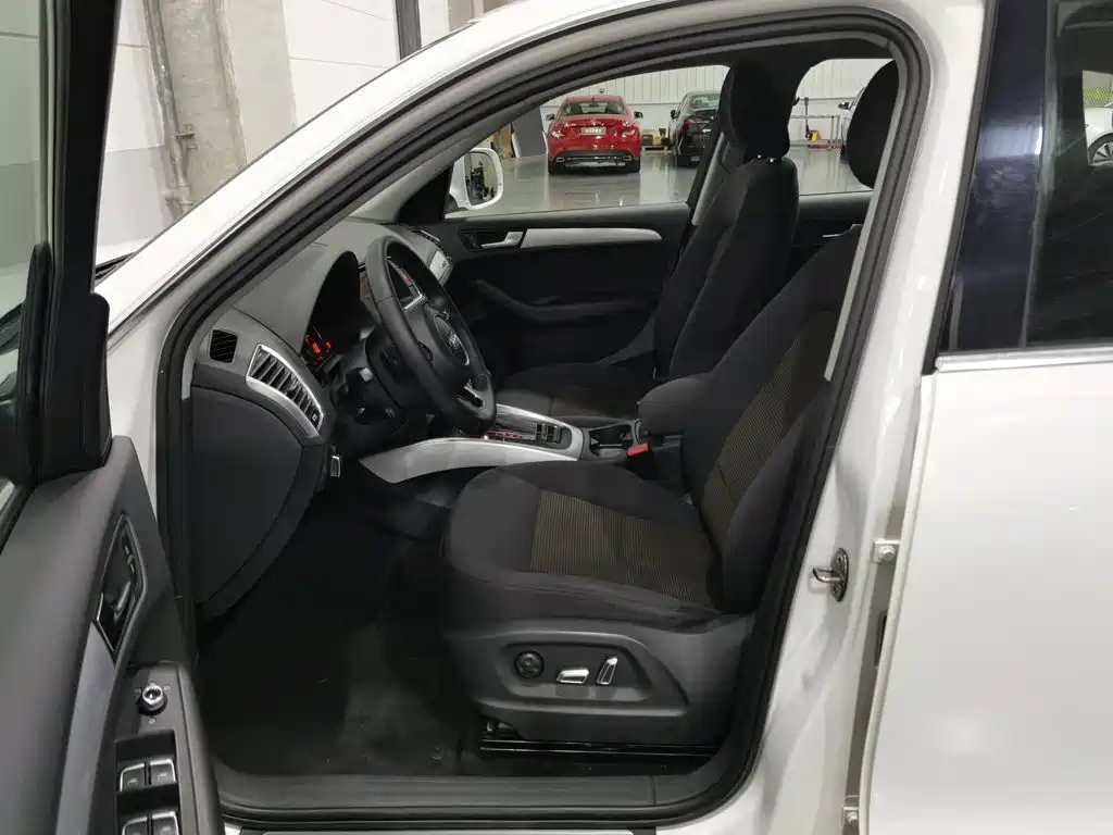 Audi Q5 — миниатюра 10