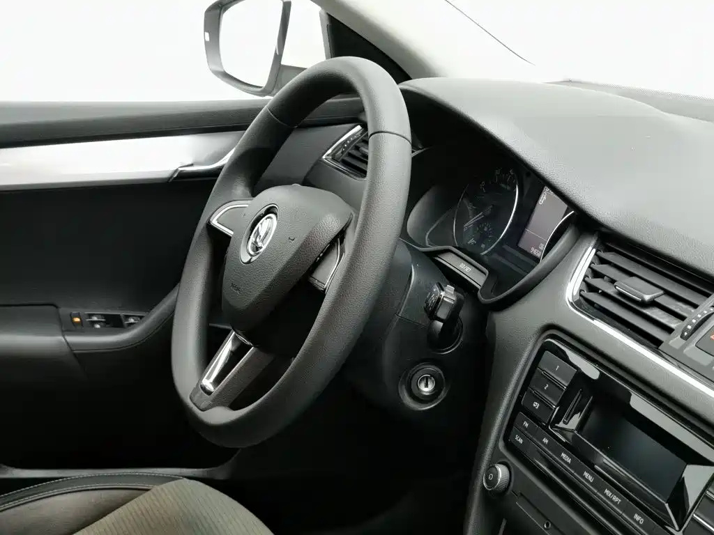 Skoda Octavia — миниатюра 22