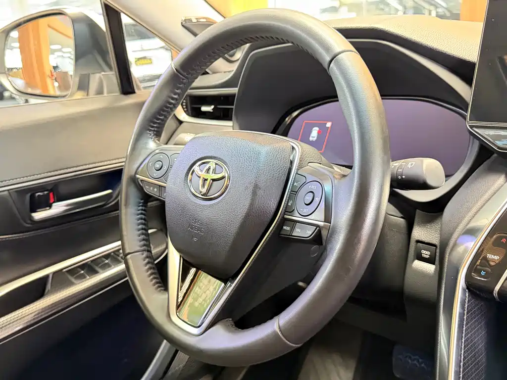 Toyota Venza — миниатюра 18
