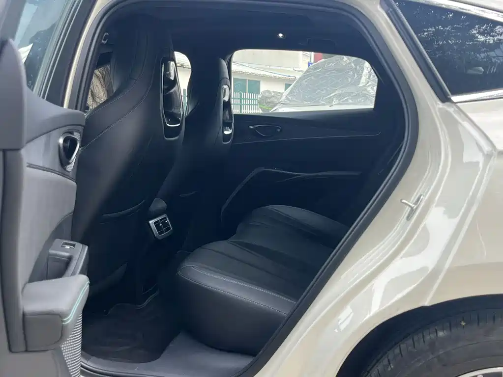 BYD Seal 06 — миниатюра 6