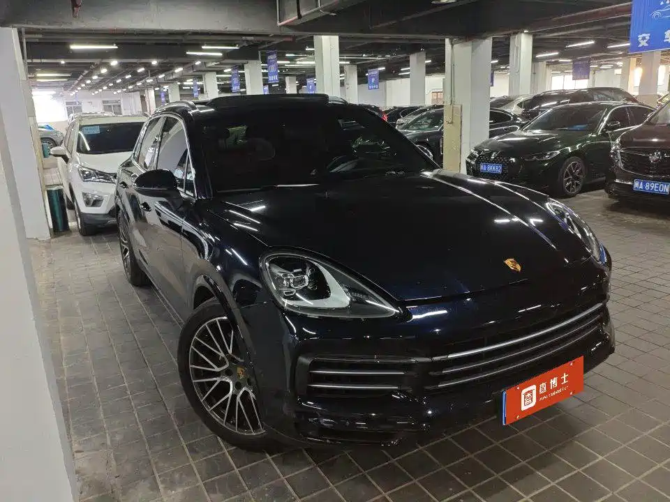 Porsche Cayenne — миниатюра 5
