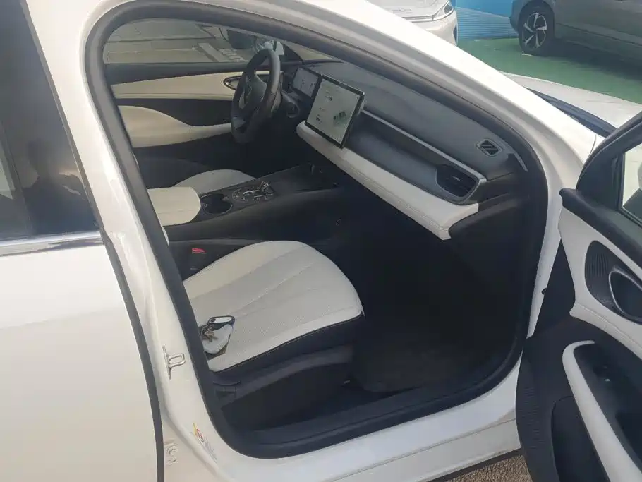 BYD Seal 05 DM-i — миниатюра 8