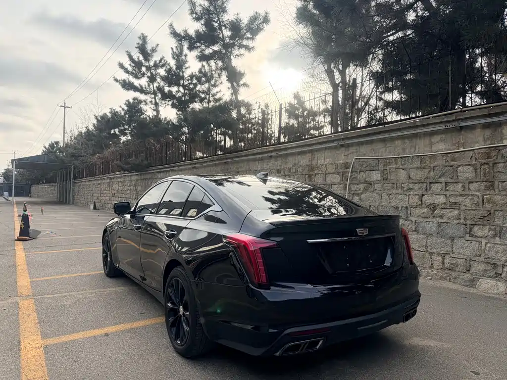 CADILLAC CT5