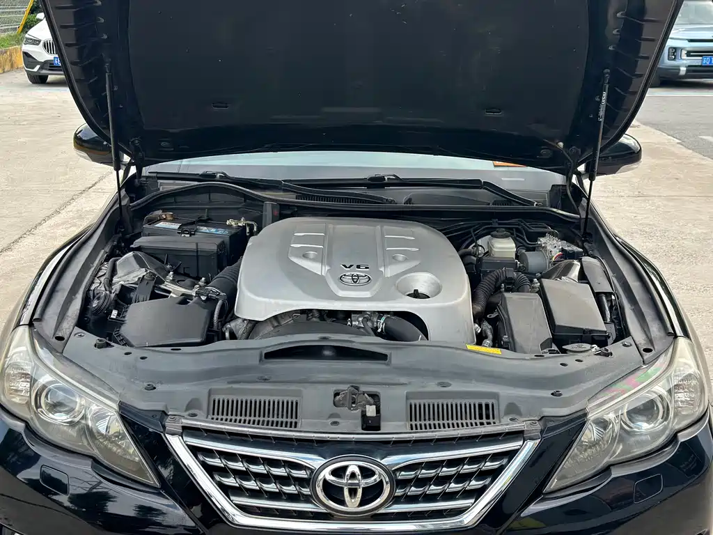 Toyota Reiz — миниатюра 12