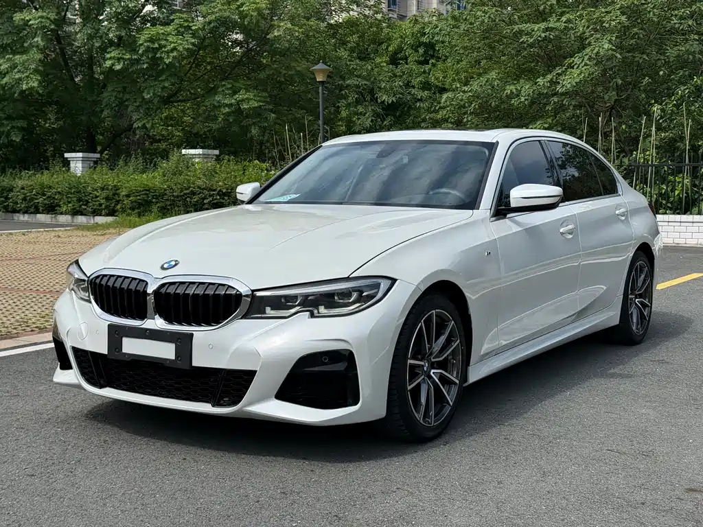 BMW 3 Series 2021