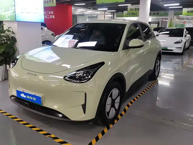 2025 Geely Xingyuan