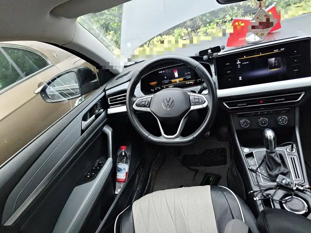 Volkswagen Lavida — миниатюра 3