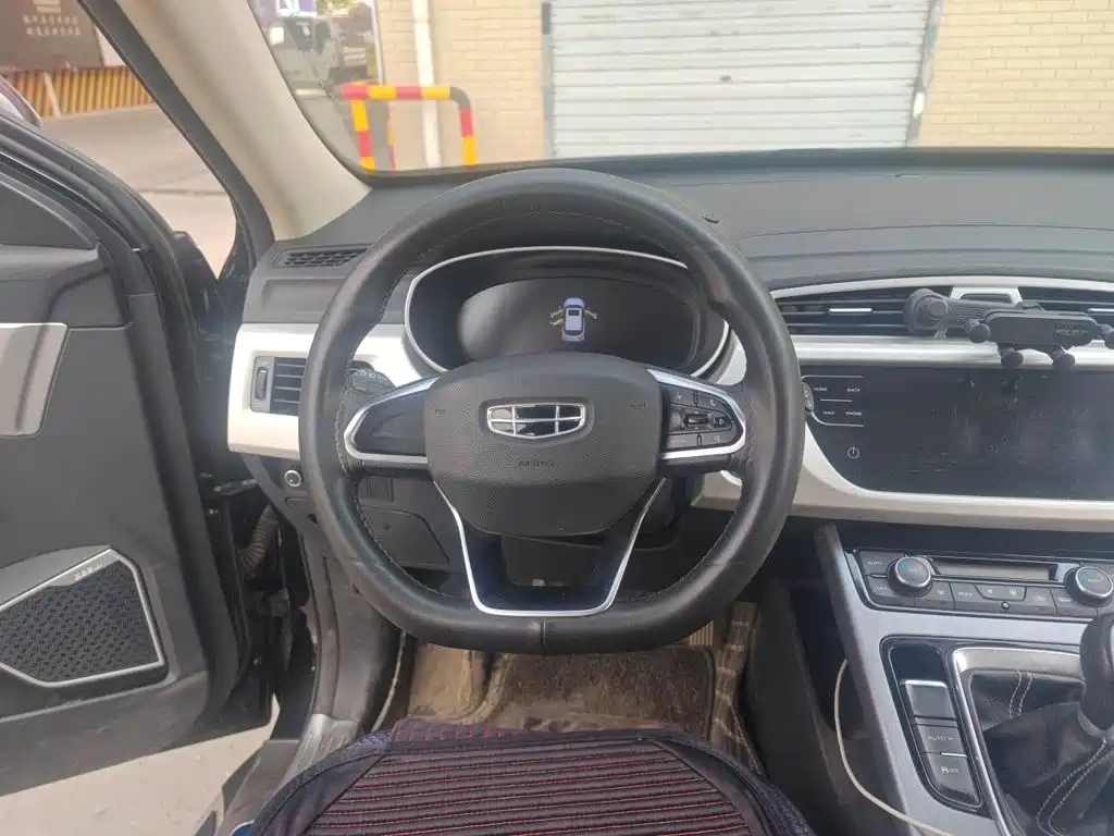 Geely Boyue — миниатюра 6