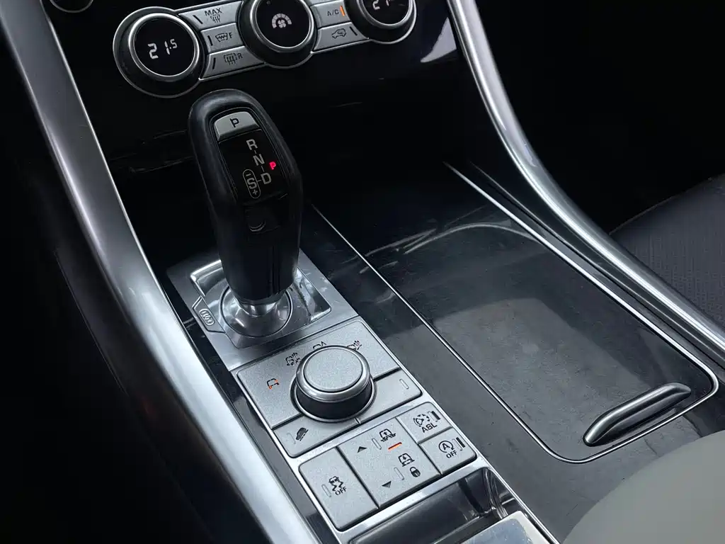 Land Rover Sport — миниатюра 12