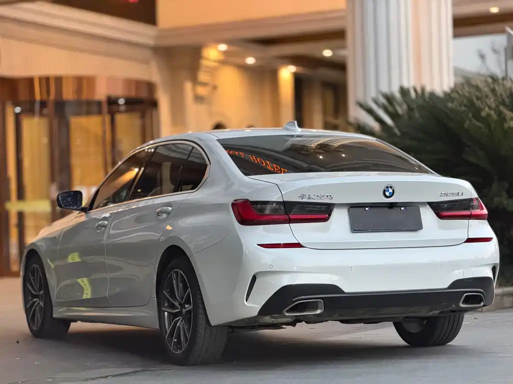 BMW 3 Series — миниатюра 10