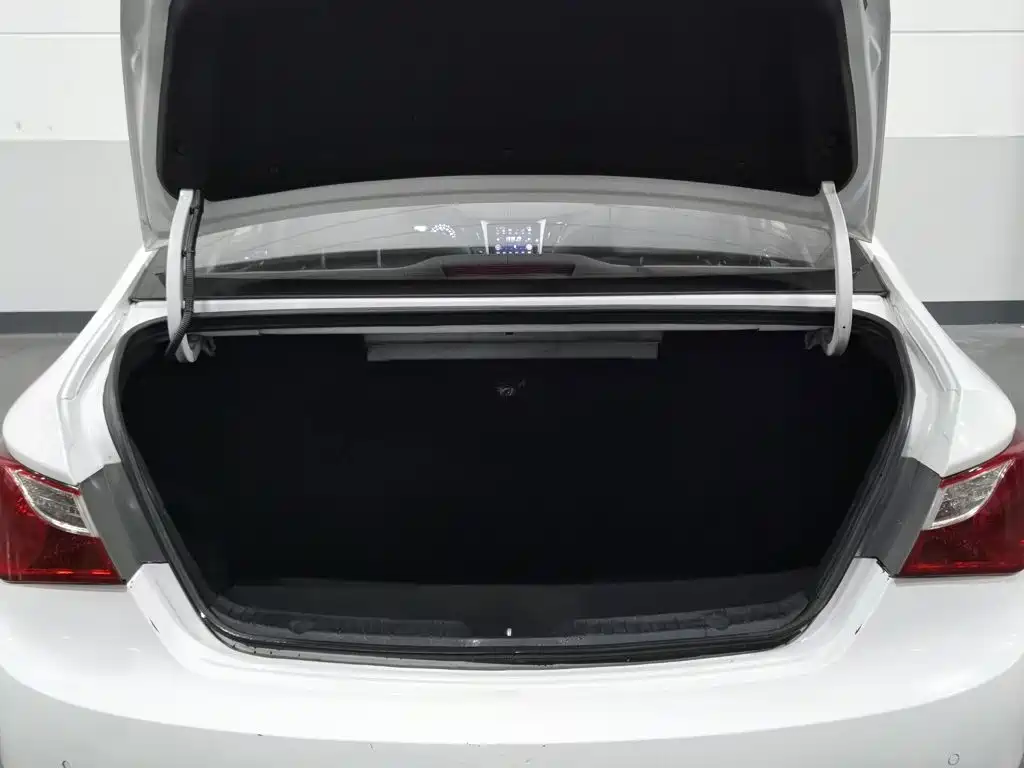 Hyundai Sonata — миниатюра 16