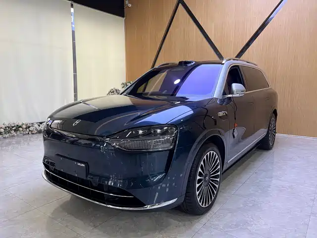 HONGMENG ZHIXING ASK THE WORLD M9 2025