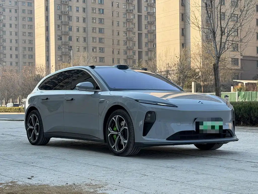 Nio ET5 2025