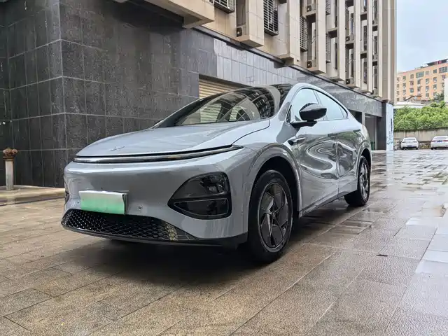 2025 Xpeng G6