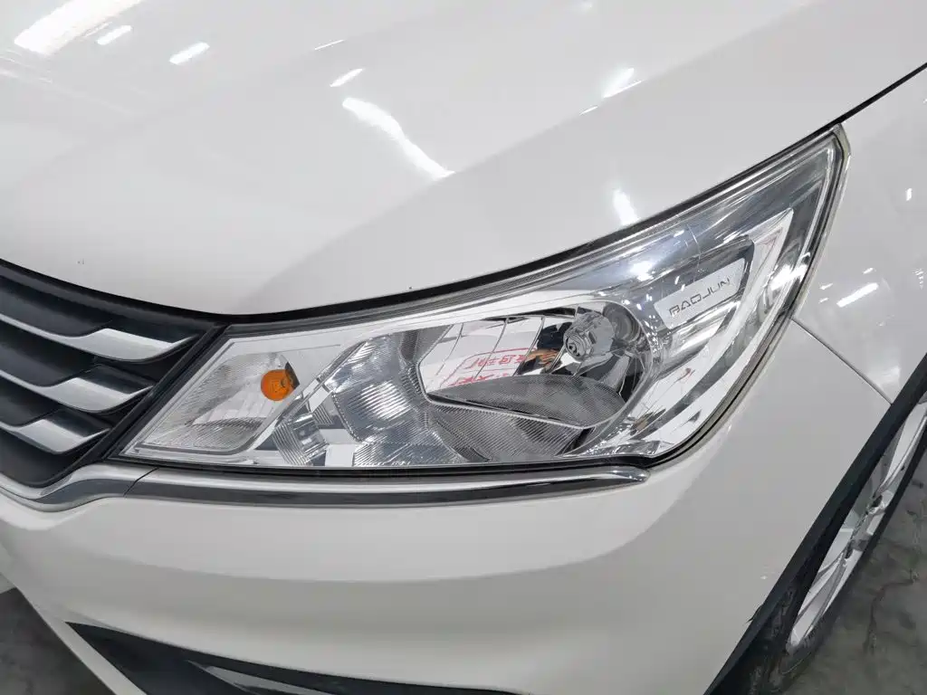 Baojun 310 2017 1.5L MT Fashion