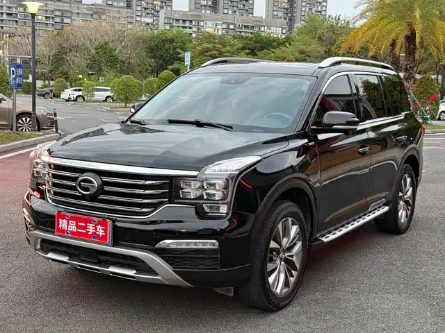 2017 GAC Trumpchi GS8