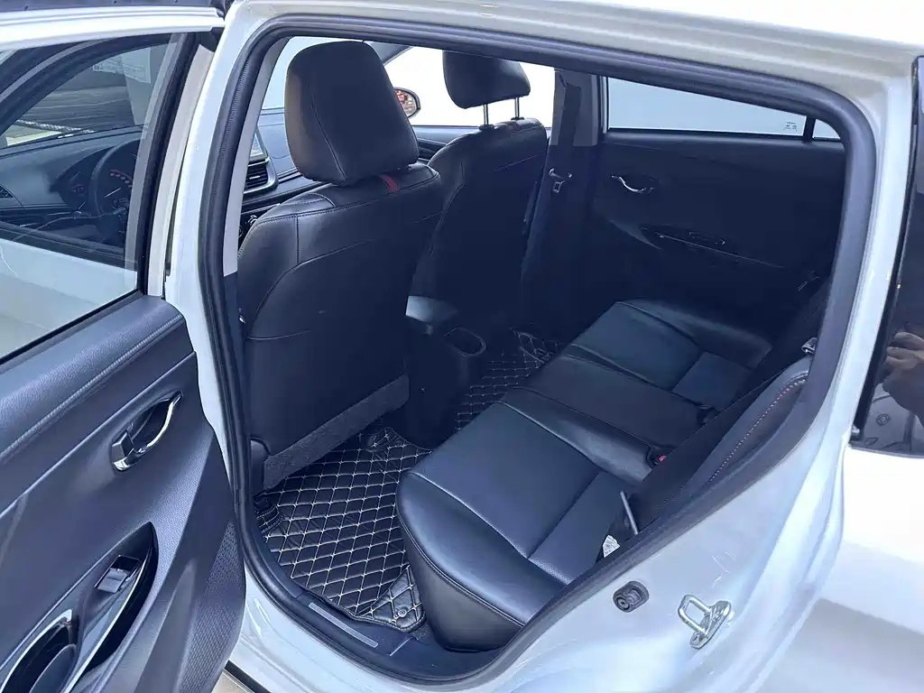 Toyota Yaris L Zhixuan YARiS L 2022 X 1.5L CVT Luxury PLUS