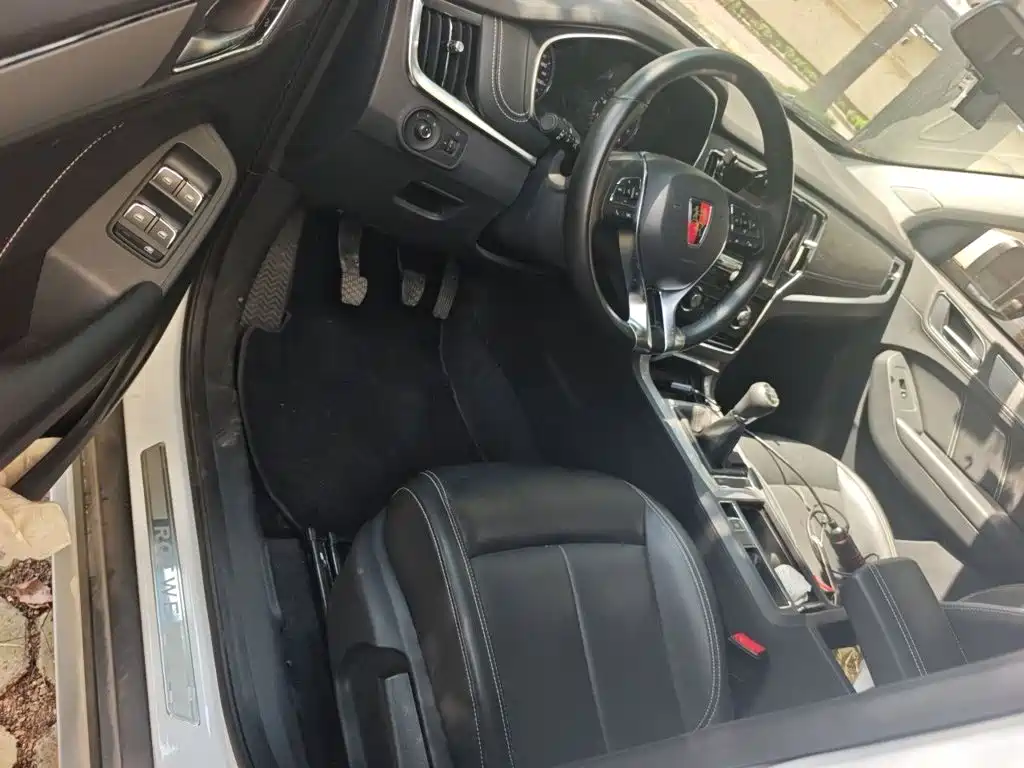 Roewe RX5 — миниатюра 12