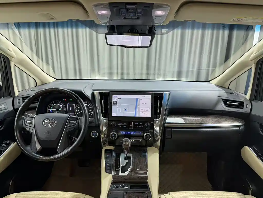 Toyota Vellfire 2020 2.5L HV Luxury