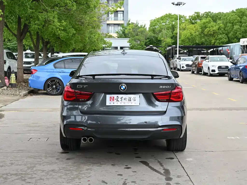 BMW 3 Series GT 320i M Sport Package, фото 5