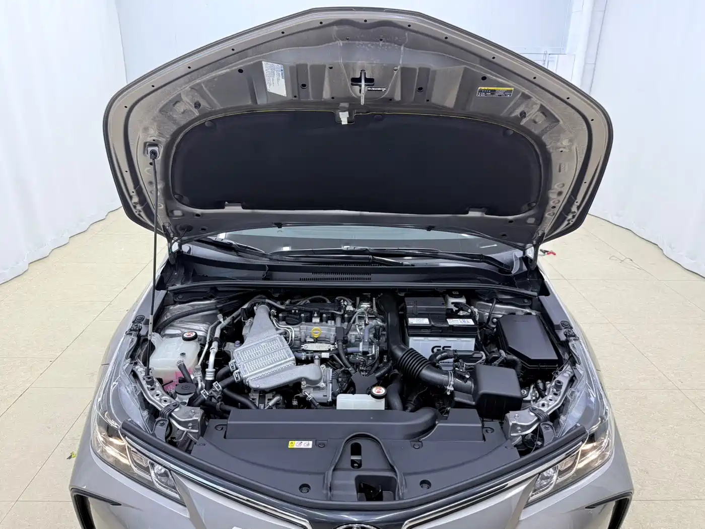 Toyota Corolla id 4589493 из Китая 12
