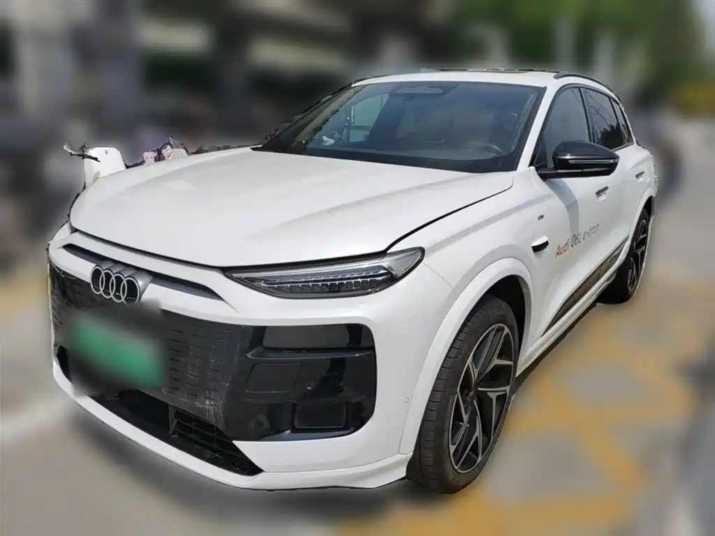 Audi 奥迪Q6L e-tron 2025