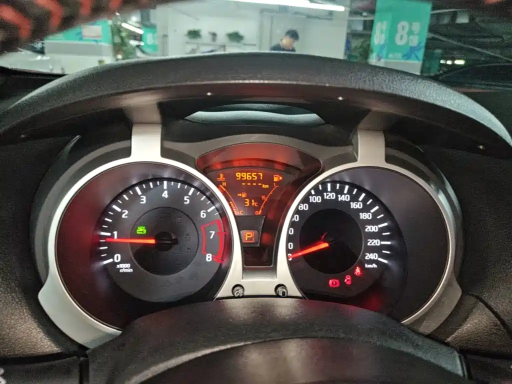 Infiniti ESQ — миниатюра 12
