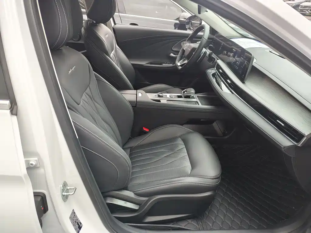 Chery Arrizo 8 8 2023 1.6T DCT