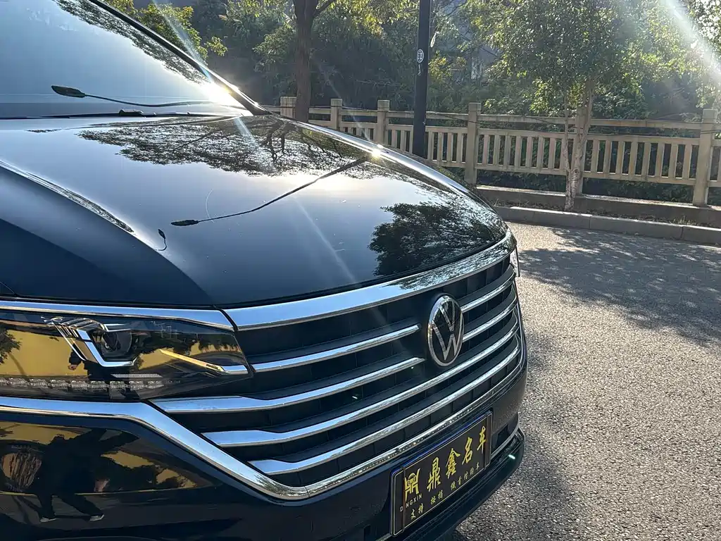 Volkswagen Viloran 2023 330TSI Luxury