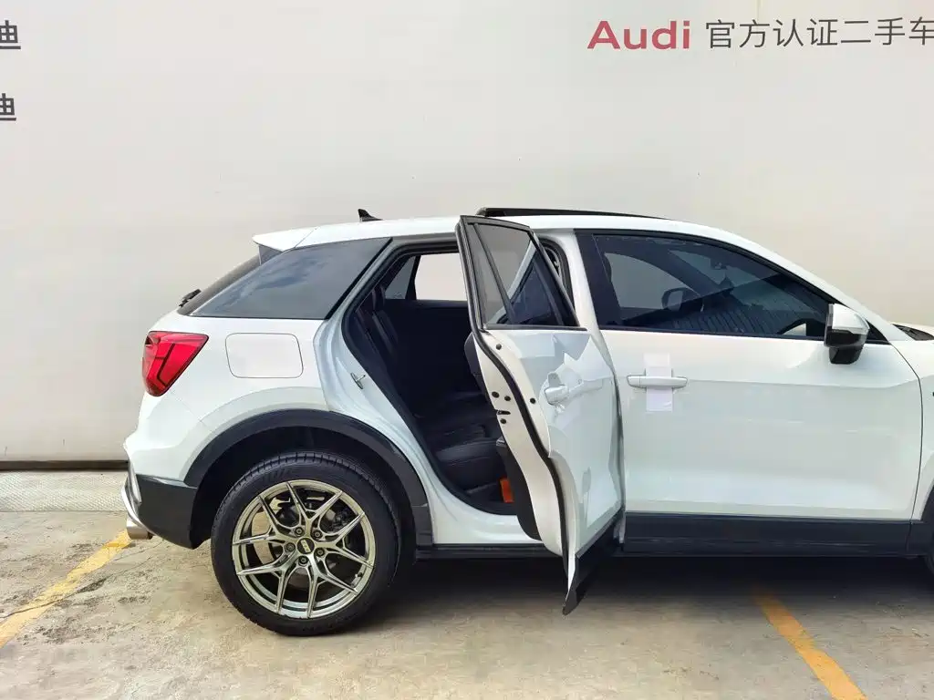 Audi Q2L — миниатюра 24