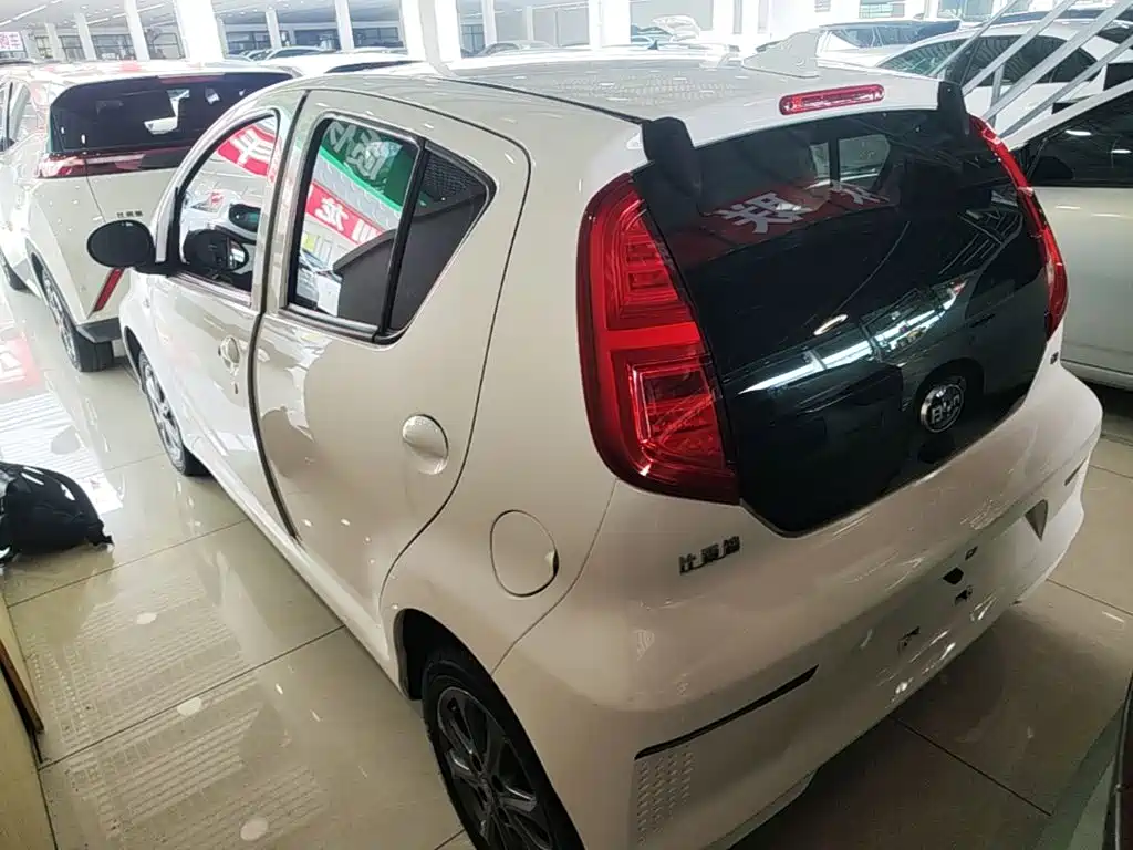 BYD e1 — миниатюра 5