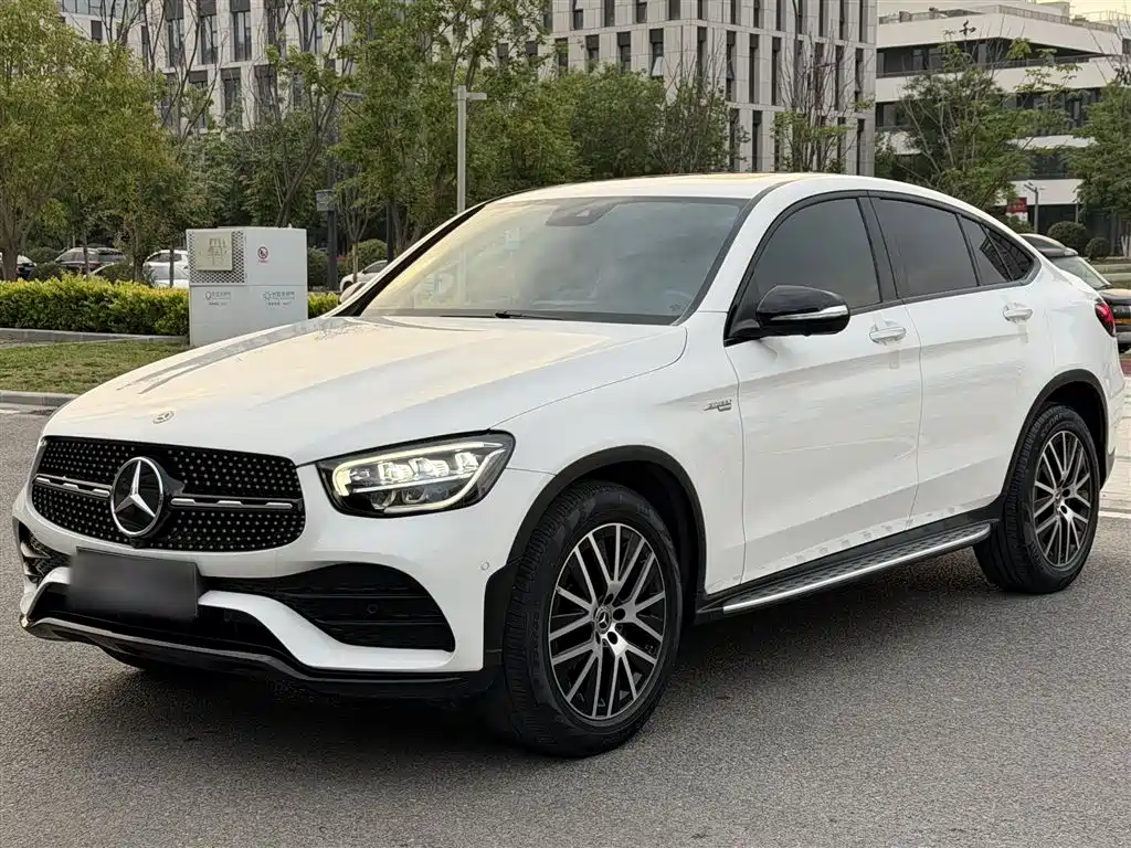 Mercedes-Benz GLC 2020 GLC 300 4MATIC SUV