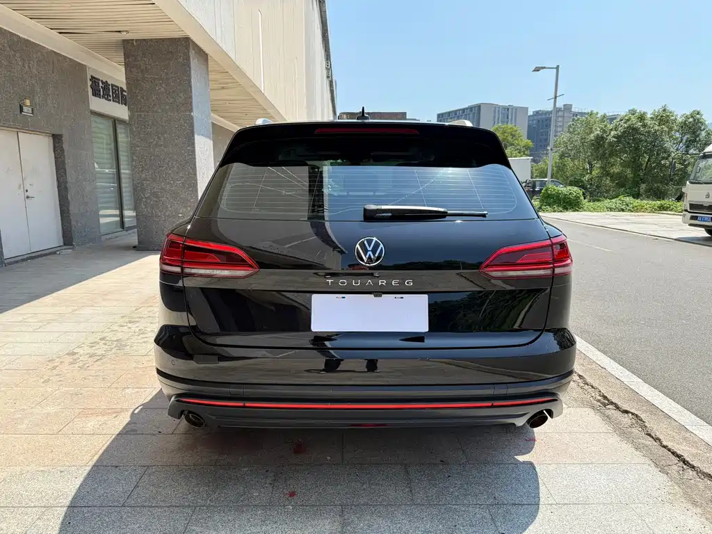 Volkswagen Touareg — миниатюра 7