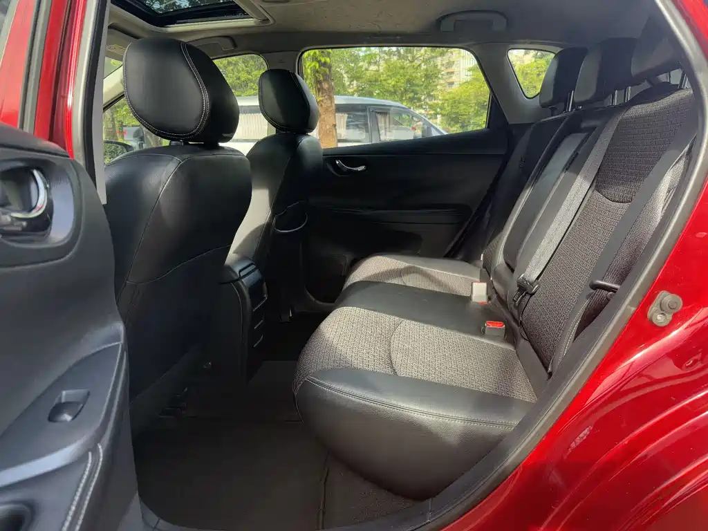Nissan Tiida 2019 1.6L CVT VI