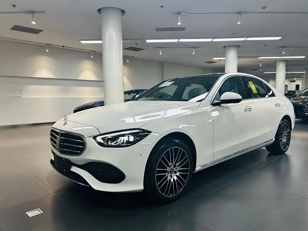Mercedes-Benz C-Class 0