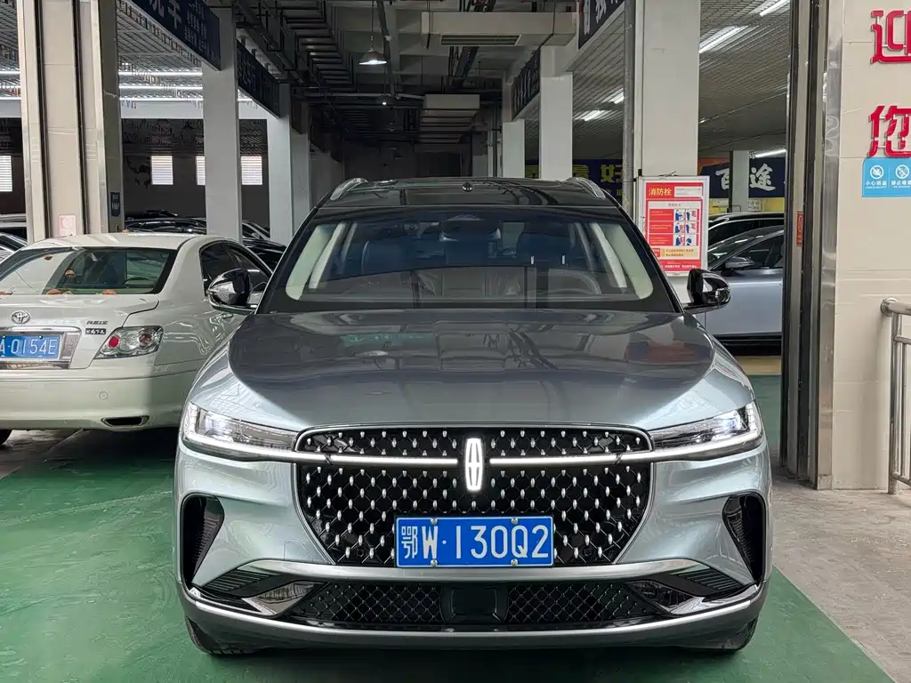 Lincoln Nautilus 2023 2.0T