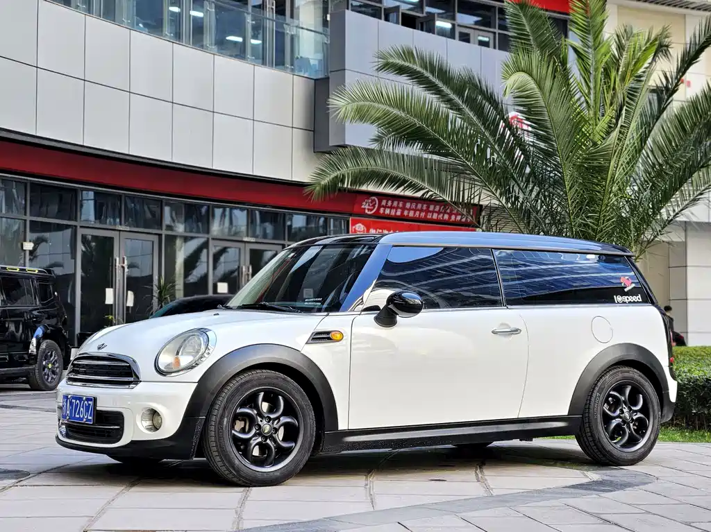 Mini Mini Clubman 2012