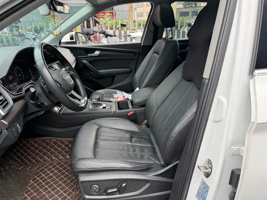 Audi Q5L 2020 45 TFSI Premium Fashion