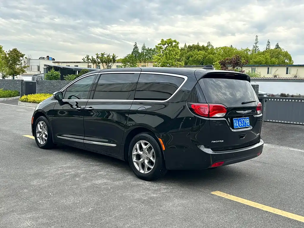 Chrysler Grand Voyager 2017 3.6L Premium