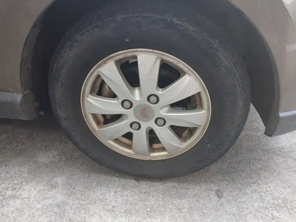Wuling Hongguang — миниатюра 8