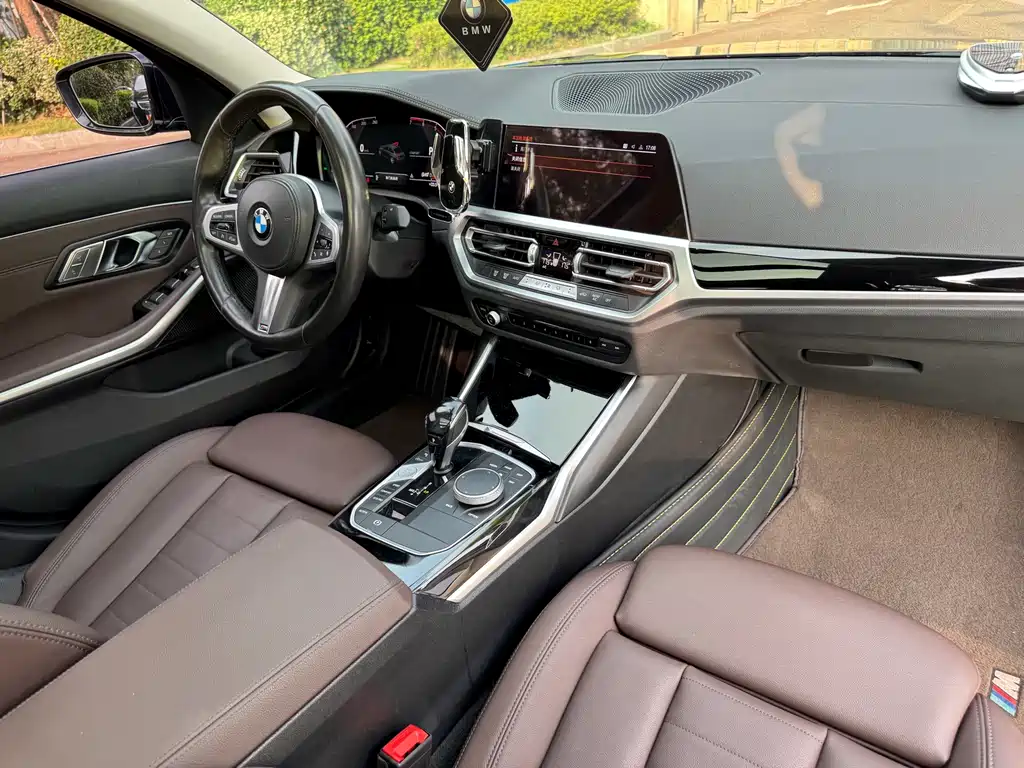 BMW 3 Series — миниатюра 6