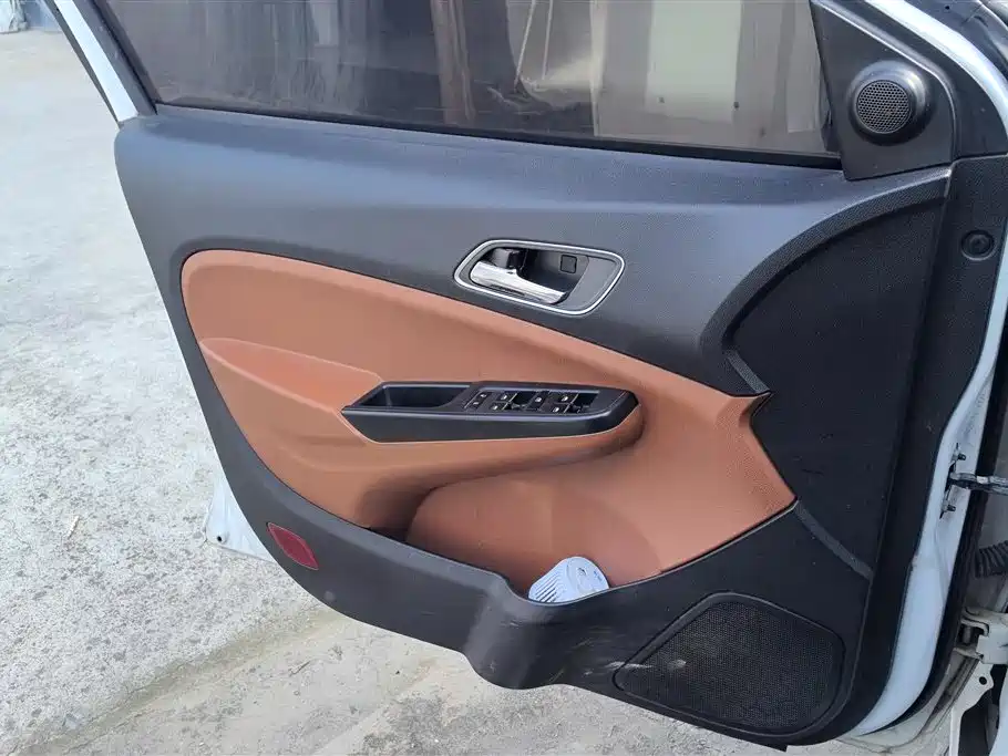 GEELY AUTOMOBILE KING KONG